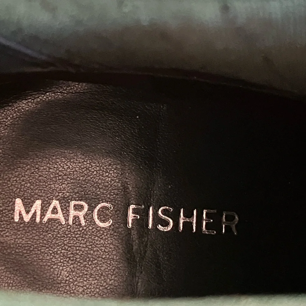 MARC FISHER Ellard green suede pointy toed booties chunky block heel pull on 9 - Picture 9 of 10